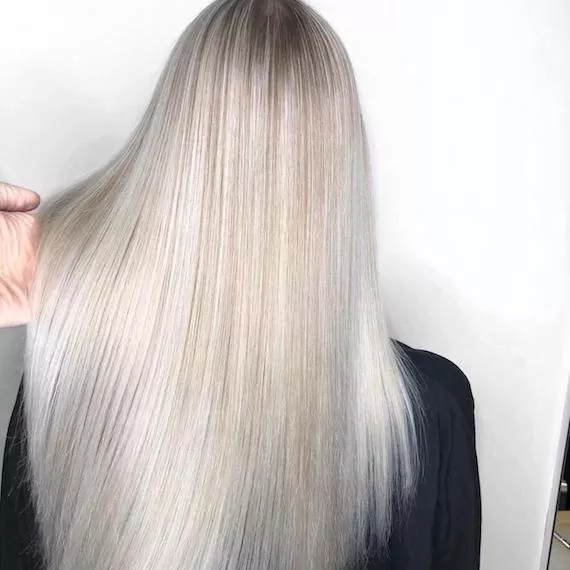 Isolator Zin Klant 22 blonde haarkleuren, van goud tot karamel | Wella Professionals